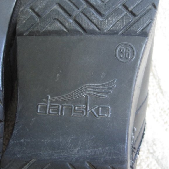 Dansko Womens Black Professional Slip Resistant Work Leather Clogs Size 36 - Picture 9 of 10